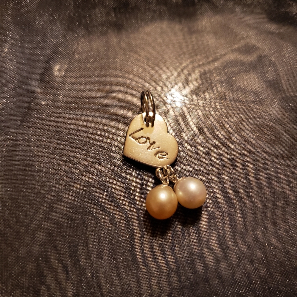 Vantel Pearl's Love Me Two Times Charm